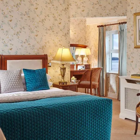 Red Cliff Spanish Point